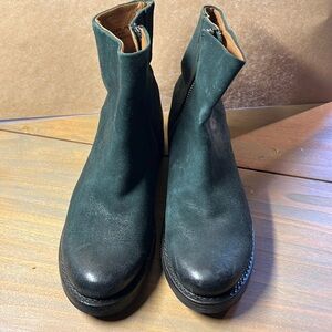Frye Veronica side zip boots dark green